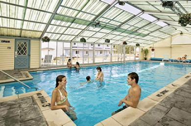 Thunderbird Of Mackinaw Motel 2*